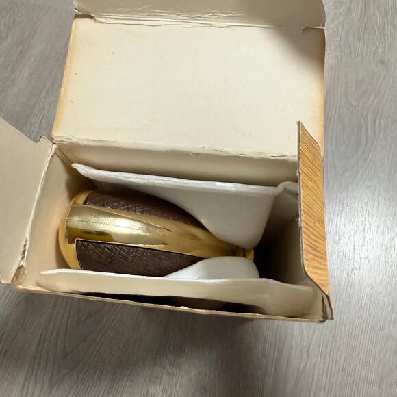 Vintage Avon Pepperbox Pistol 1850 Tai Winds Cologne Decanter in Original Box - Picture 5 of 13